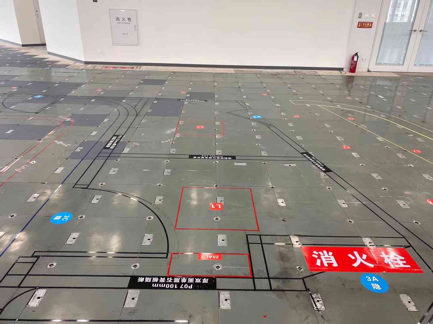 外资办公室装修放线高标准示意图