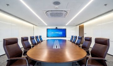 ★上海写字楼会议室装修：多媒体隔音容纳规划